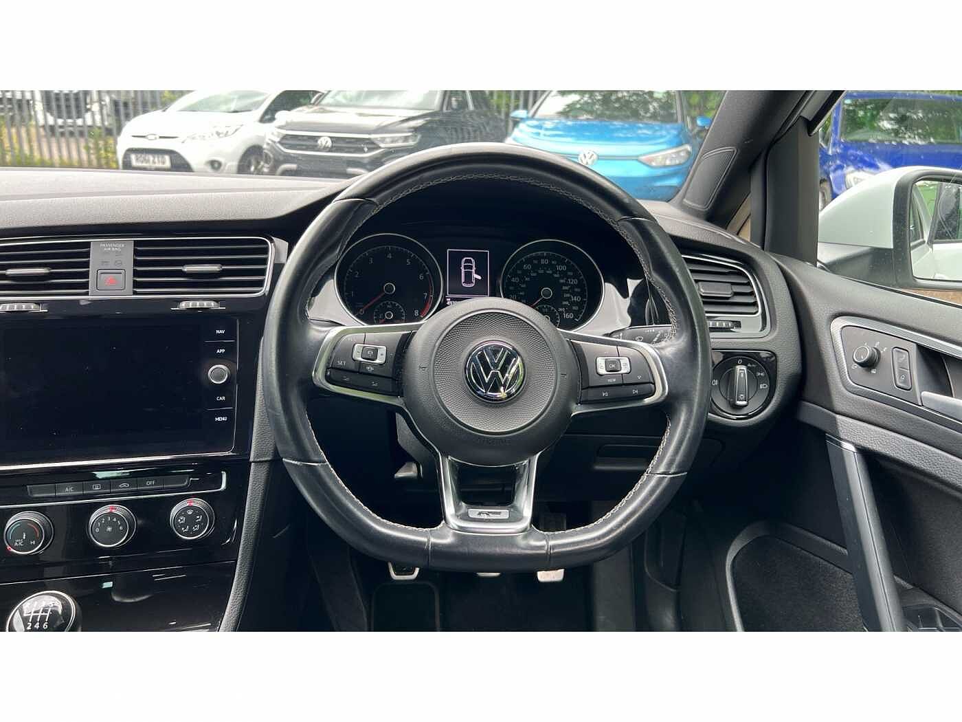 Volkswagen Golf MK7 Facelift 1.5 TSI GT EVO 130PS