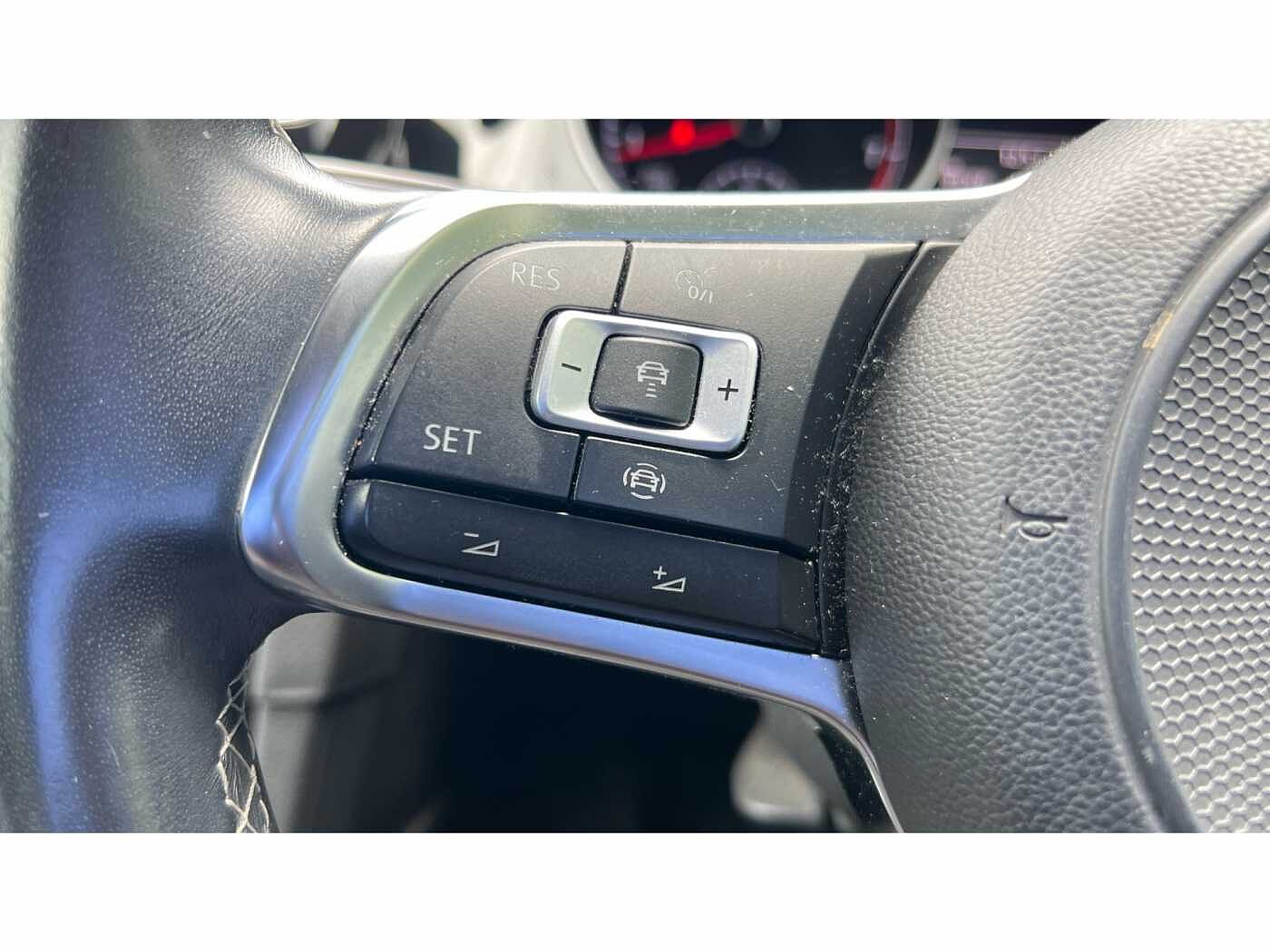 Volkswagen Golf MK7 Facelift 1.5 TSI GT EVO 130PS